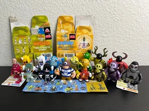Pete Fowler World of Monsterism Lot of 15 Figures Designer Vinyl Toys - Picture 1 of 10