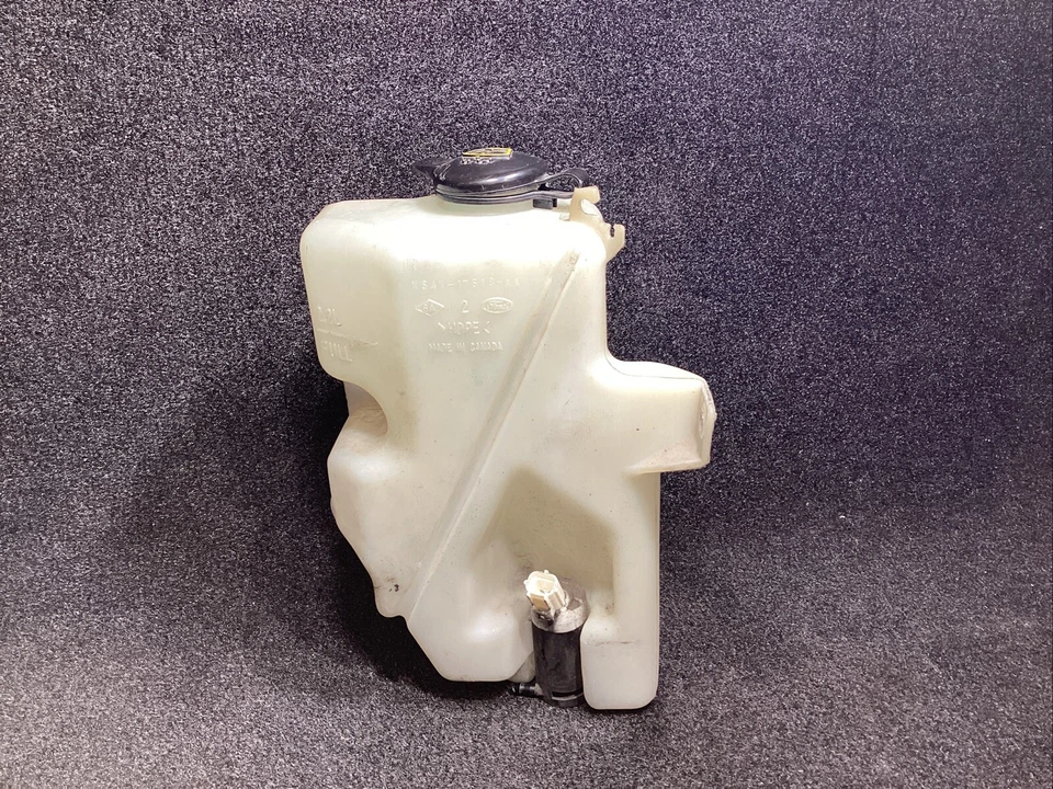 Ford Escort 1999 depósito de líquido de lavadora  Foto 1 de 1