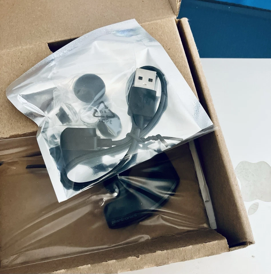 Plantronics 87300-241 Voyager Legend Mobile Bluetooth Headset - Black NEW - Image 1 of 1