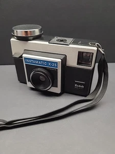 Cámara fotográfica Kodak Instamatic X-25 35 mm de colección hecha en EE. UU. - Imagen 1 de 5