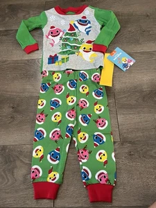 Baby Shark Christmas 2 Piece Pajama Set Size 12 Months New - Picture 1 of 4