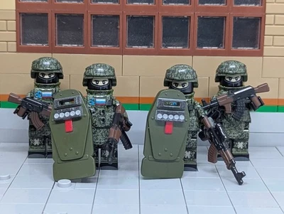 NEW SET  26 Custom Action Toy Sets: Guns, Gear, and Detailed Prints Included! - Image 1 of 4