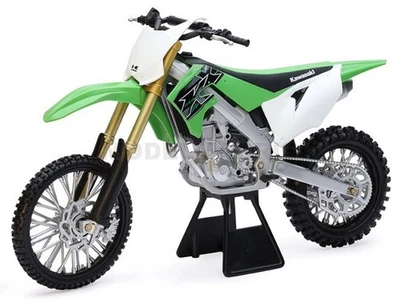 New Ray 49653 1/6 Kawasaki KX450F - Image 1 of 2
