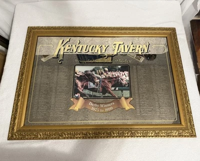 Letrero espejo KENTUCKY TAVERN STRAIGHT BOURBON WHISKEY. Derby Winners 1875-1999. Foto 1 de 4