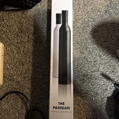 el paraguas botella parisino  Foto 1 de 3