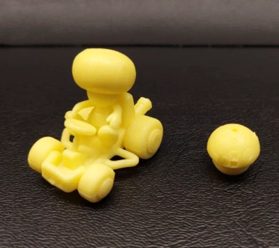 Mini boneco de borracha vintage Nintendo Mario Kart 64 Keshi - amarelo sapo - Imagem 1 de 4