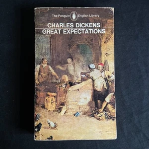 Great Expectations by Charles Dickens - Penguin Classics Vintage Paperback - Picture 1 of 2