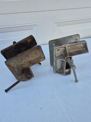 Vintage STANLEY No 700 Cast Iron Bench Corner Vise & Columbian No 1655 (2 vises) - Image 1 of 4