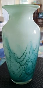 OLD VINTAGE HAND BLOWN CASED GLASS LARGE VASE - Picture 1 of 9