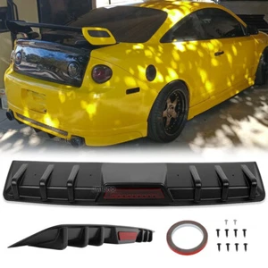 Difusor de parachoques trasero aletas de tiburón divisor tira reflectante para Chevy Cobalt SS - Imagen 1 de 18