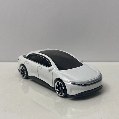 Coche eléctrico Lucid Air 2022 22 coleccionable escala 1/64 diecast modelo diorama Foto 1 de 4
