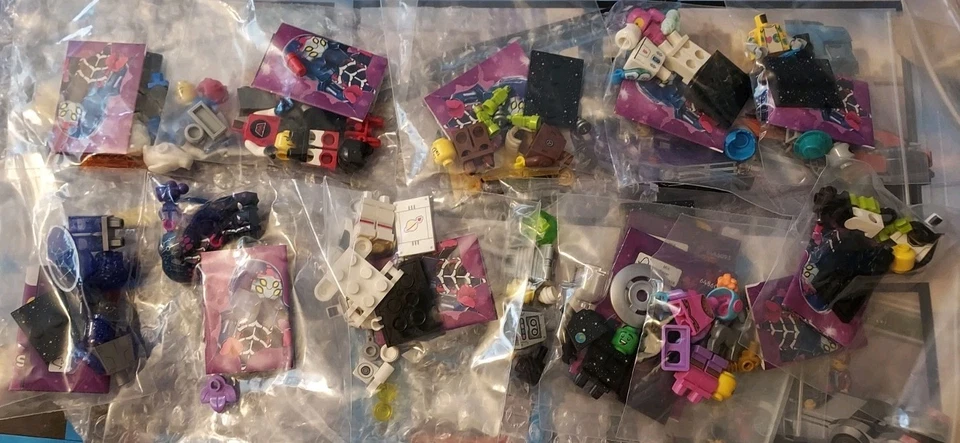LEGO SPACE Series 26 Minifigures Set 71046. FACTORY BOXES