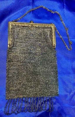 Cartera vintage de acero con cuentas alrededor de 1800 a 1900’s Foto 1 de 4