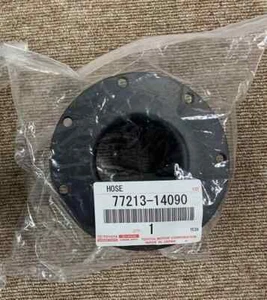 TOYOTA Genuine OEM Fuel Tank To Filler Pipe Hose 77213-14090 New - Picture 1 of 2