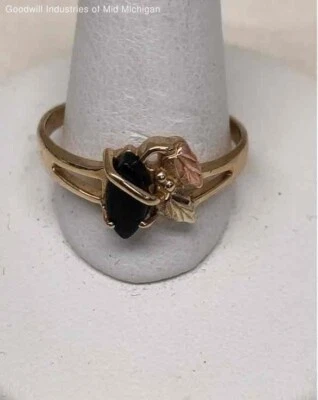 Anillo Piedra Ónix Negro Amarillo y Rosa Negro Colinas Hoja Oro 10k 12k Talla 8.5 Foto 1 de 4