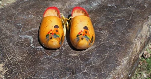 Vintage 1960's Hand Painted and Carved Dutch Wooden Shoes Holland - Picture 1 of 8