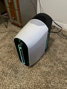 Alienware Aurora R12 - RTX 3080 Ti - Intel i9-11900F - 32GB Ram - 1TB HHD+SSD - Picture 1 of 11