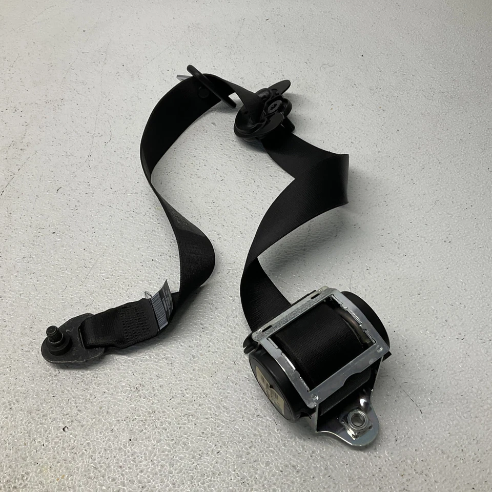 603404600C R/F ремень безопасности правый передний натяжитель желтовато-коричневый 2006 BMW 530 Xi S-229RM - Изображение 1 из 4