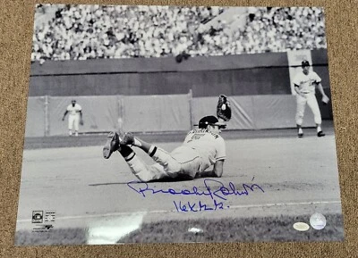 Brooks Robinson Signed 16xGG Baltimore Orioles 16x20 Photo JSA COA  - Image 1 of 4