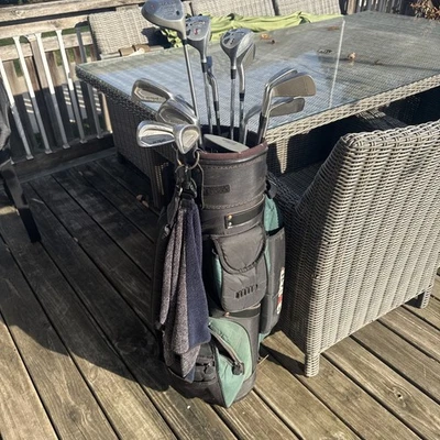 Juego completo de palos de golf para hombre hierros Daiwa + bolsa + maderas y putter y pelotas Foto 1 de 4
