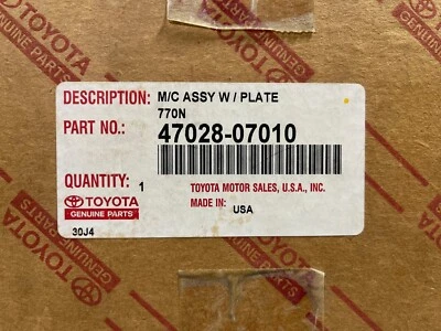 Cilindro mestre de freio genuíno Toyota Avalon 2005-2007 47028-07010 fabricante de equipamento original - Imagem 1 de 4
