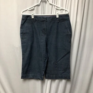 Izod Bermuda Cotton Shorts Womens Size 8 Blue Comfy Casual Wear Classic Fit - Picture 1 of 5