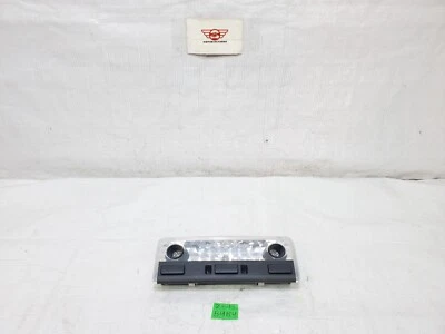 Лампа подсветки карты для чтения салона верхней консоли BMW 330Ci 2001-2006 годов выпуска от оригинального производителя - Изображение 1 из 4