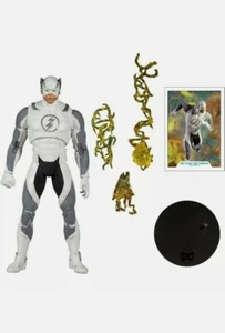 DC Exclusive McFarlane Action Figure White FLASH Hot Pursuit Injustice box wear - Picture 1 of 3