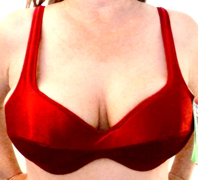 SEXY!!! SUJETADOR COPAS FORRADO ACOLCHADO SATINADO ROJO LILY OF FRANCE 36A NUEVO CON ETIQUETAS ESTILO 1562 Foto 1 de 4