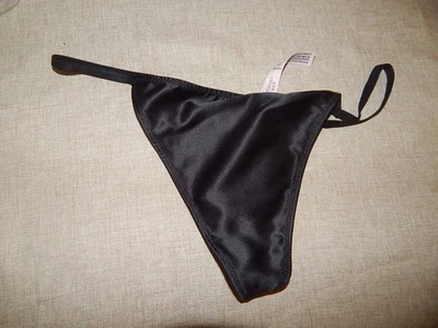 Victoria s Secret XL Tanga V-String Thong Höschen Unterhose  Panty  sexy Bommel - Bild 1 von 4
