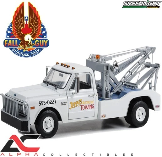 GREENLIGHT 13683 1:18 1969 CHEVROLET C-30 DUALLY WRECKER / TOW TRUCK (FALL GUY) - Image 1 of 1