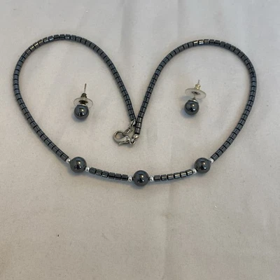 Nuevo Conjunto de Collar y Pendientes de Bola/Cuentas Gris Hematita Precioso Color Foto 1 de 4