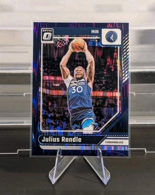 Amortiguador de baloncesto óptico Donruss 2024-25 púrpura Prizm Julius Randle Foto 1 de 2