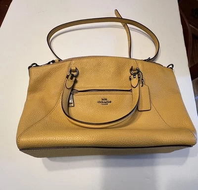 Cartera Bandolera Coach de Cuero Guijarro Amarillo Mostaza, Nunca Usada Foto 1 de 4