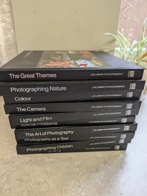 LIFE LIBRARY OF PHOTOGRAPHY - 10 VOLUMES  Revised Edition Art Form VGC 1982 - Image 1 of 4