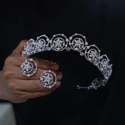 Princess Pearl Zircon Wedding Tiaras Crowns Pearls Bridal Hair Accessory - Image 1 of 4