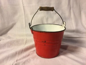 Red Enamelware Small Pot Bucket Pail with Bail Handle ~ Vintage ~EN46 - Picture 1 of 10