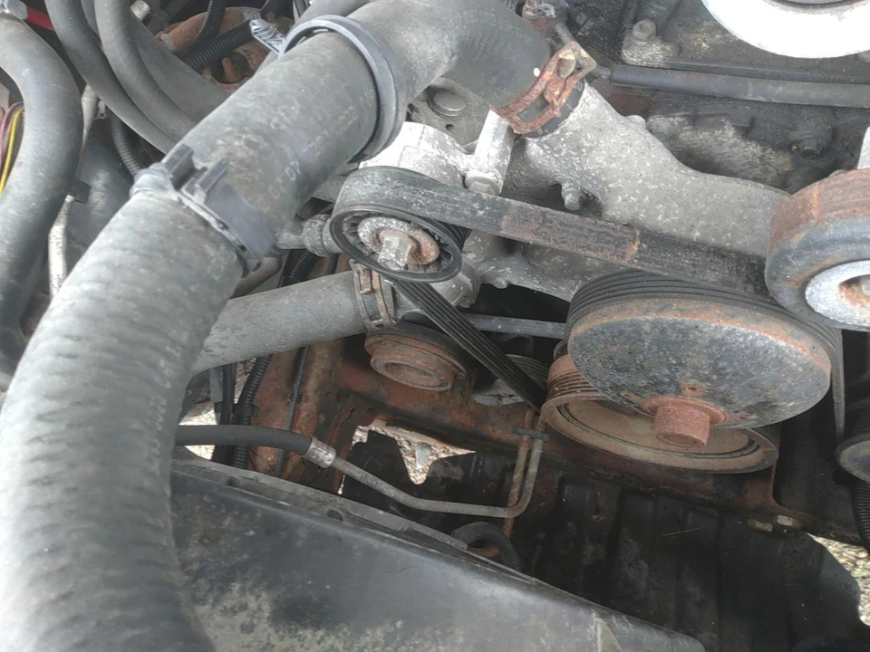 08 GMC YUKON A/c Air Compressor W/o Hybrid Option; Rear Ac - Image 1 of 1