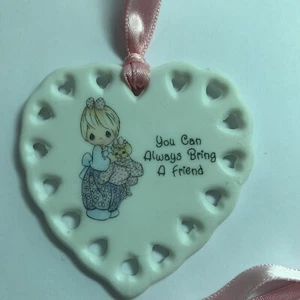 Precious Moments Ceramic Pendant Ornament Heart Child Friendship Love 1990 - Picture 1 of 7