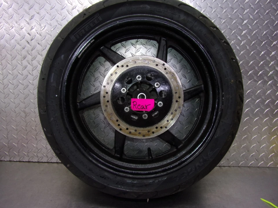 980 A HYOSUNG GT 650 R GT650R 2016 OEM RUEDA TRASERA Foto 1 de 4