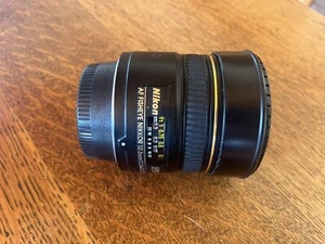 Nikon AF-D 10.5mm f/2.8 DX ED Lens - Picture 1 of 3
