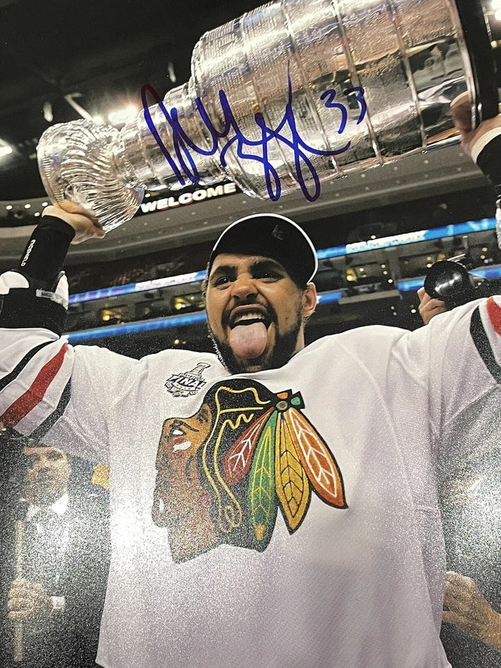 DUSTIN BYFUGLIEN FIRMADO STANLEY CUP 11X14 AUTÓGRAFO BLACKHAWKS Foto 1 de 1