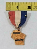 Details about / Vintage ~ I skied cheval Blanc ~ MONT STE MARIE SKI BUTTON PIN ~ Ships FREE