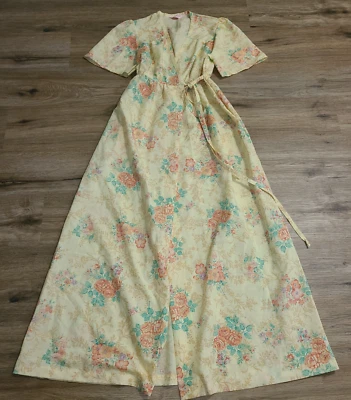 Vtg Gilead size S Floral Wrap Robe Nigh Gown Peignoir dress Long - Image 1 of 4