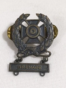 WWII Grenade Expert Qualified Metal Badge Pin Denmarks D22 Sterling Silve - Picture 1 of 4