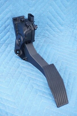 Pedal acelerador de gasolina Chevrolet Volt 13373776 2016-2019 OEM Foto 1 de 4