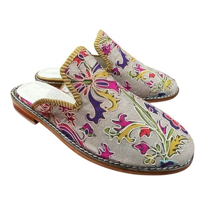 Zapatillas alfombra hechas a mano US-7 (EU-37) (suela-cuero duro. forro-cuero) para mujer Foto 1 de 4