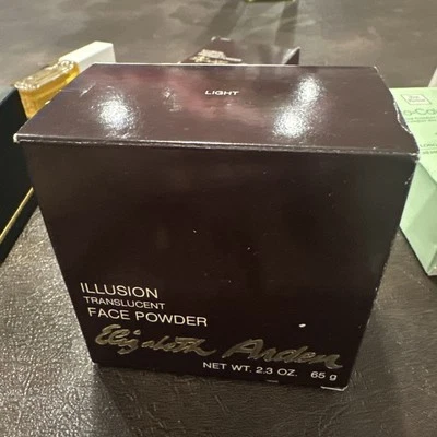 Винтажная полупрозрачная пудра для лица Illusion от Elizabeth Arden 2,3 унции легкая россыпью - Изображение 1 из 4