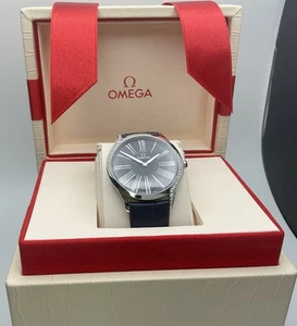 Omega De Ville Tresor Blue Dial Diamond Set Ladies Watch - Beautiful! - Picture 1 of 7