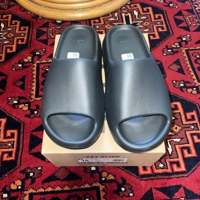ADIDAS YEEZY YZY SLIDE ÓNIX OSCURO ID5103 TALLA 10 Foto 1 de 4